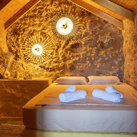 Vasiliki Cozy & Modern House View * Γύθειο