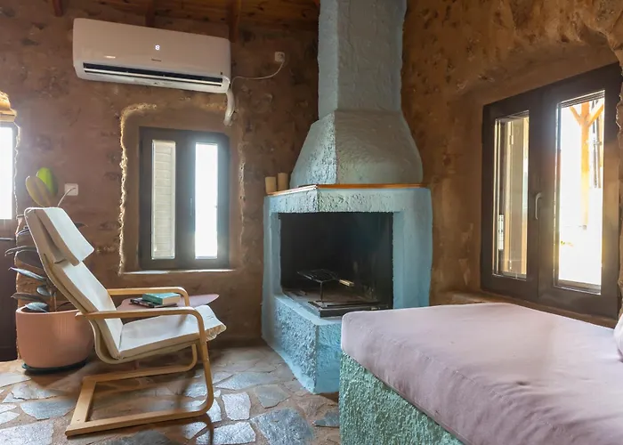 Vasiliki Cozy & Modern House View * Gythio